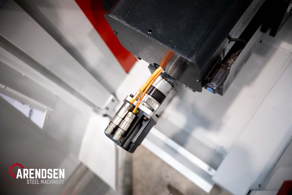 Arendsen_Machinery_Ficep_Excaliber_1201_DE_33900-22