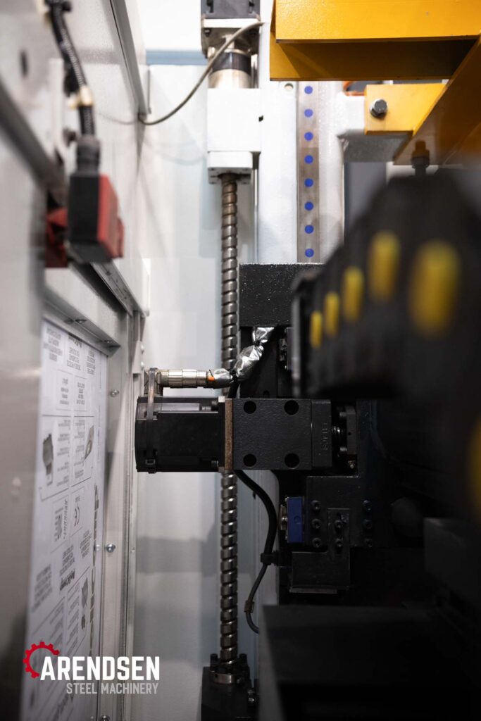 Arendsen_Machinery_Ficep_Excaliber_1201_DE_33900-23